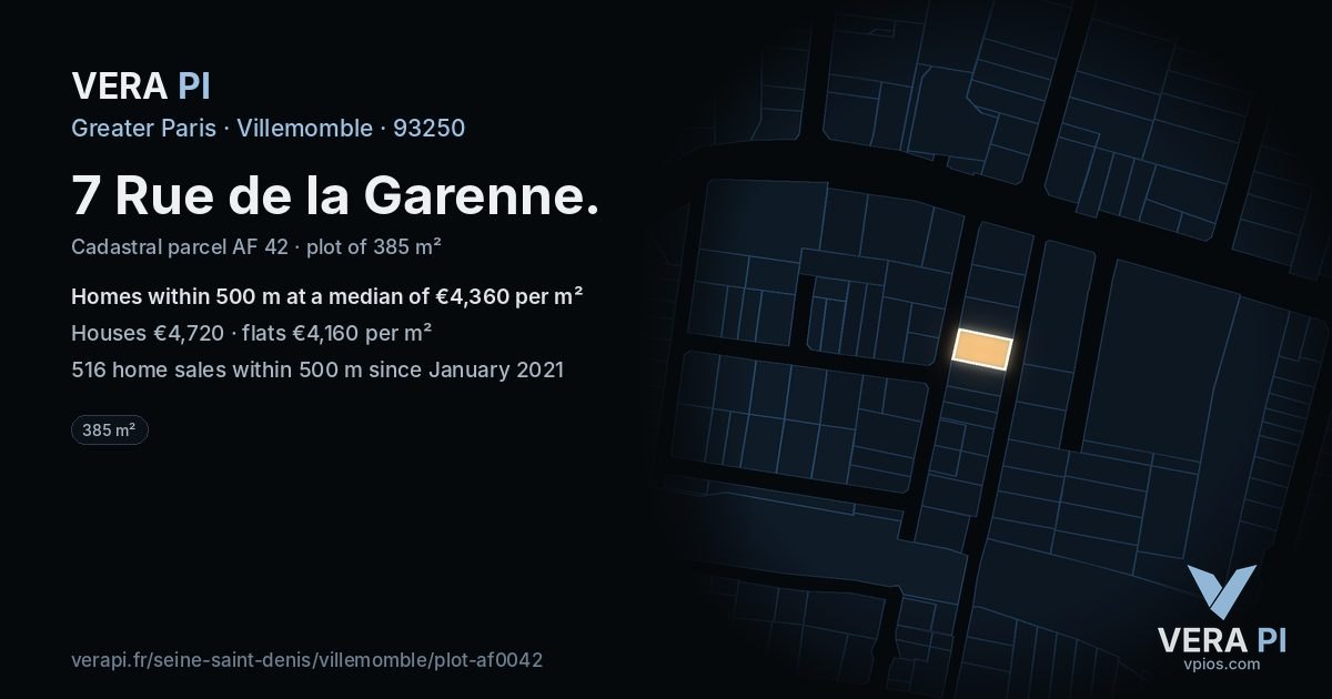 7 Rue de la Garenne, Villemomble at night – the plot lit, the parcels around coloured by the prices near them