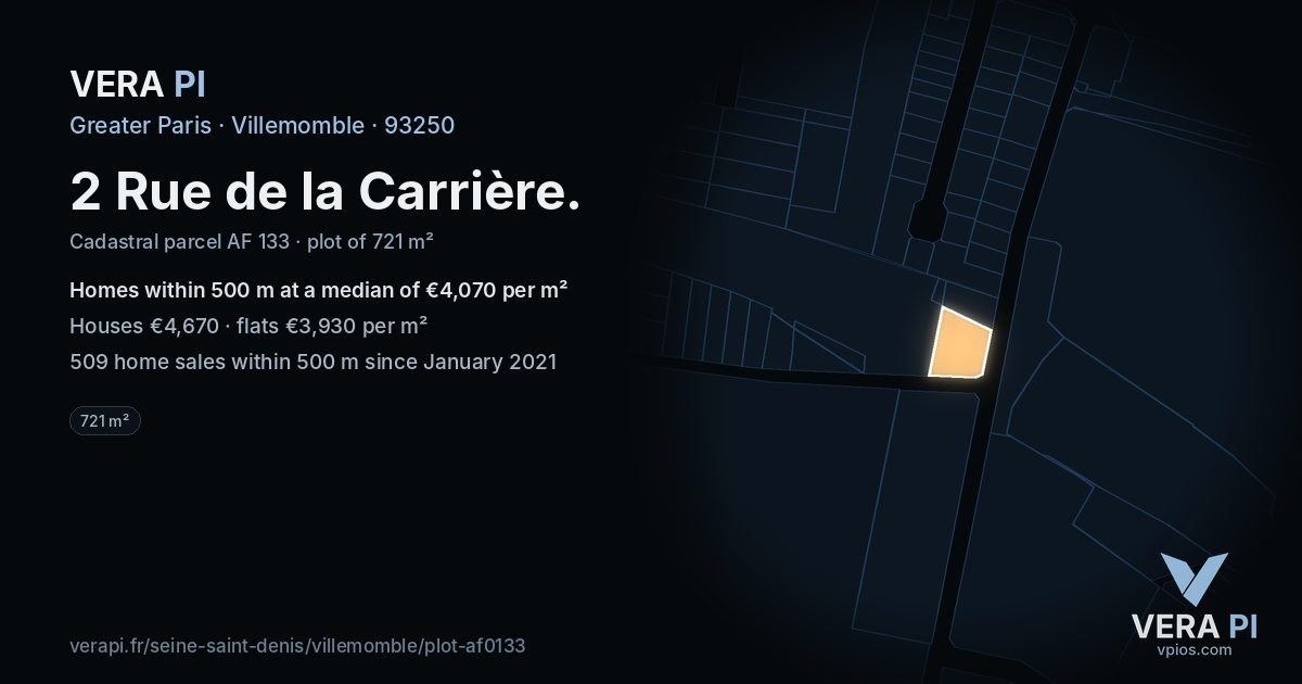 2 Rue de la Carrière, Villemomble at night – the plot lit, the parcels around coloured by the prices near them