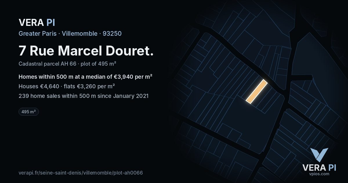 7 Rue Marcel Douret, Villemomble at night – the plot lit, the parcels around coloured by the prices near them