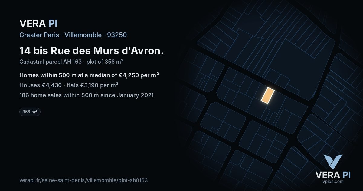 14 bis Rue des Murs d'Avron, Villemomble at night – the plot lit, the parcels around coloured by the prices near them