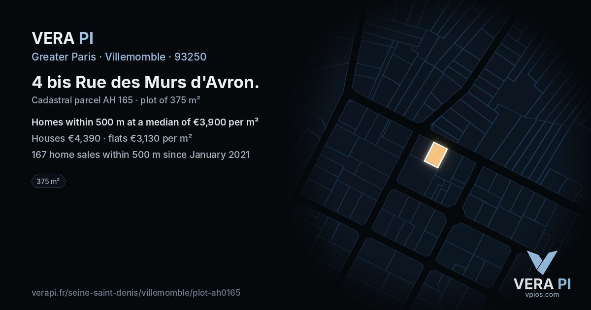 4 bis Rue des Murs d'Avron, Villemomble at night – the plot lit, the parcels around coloured by the prices near them