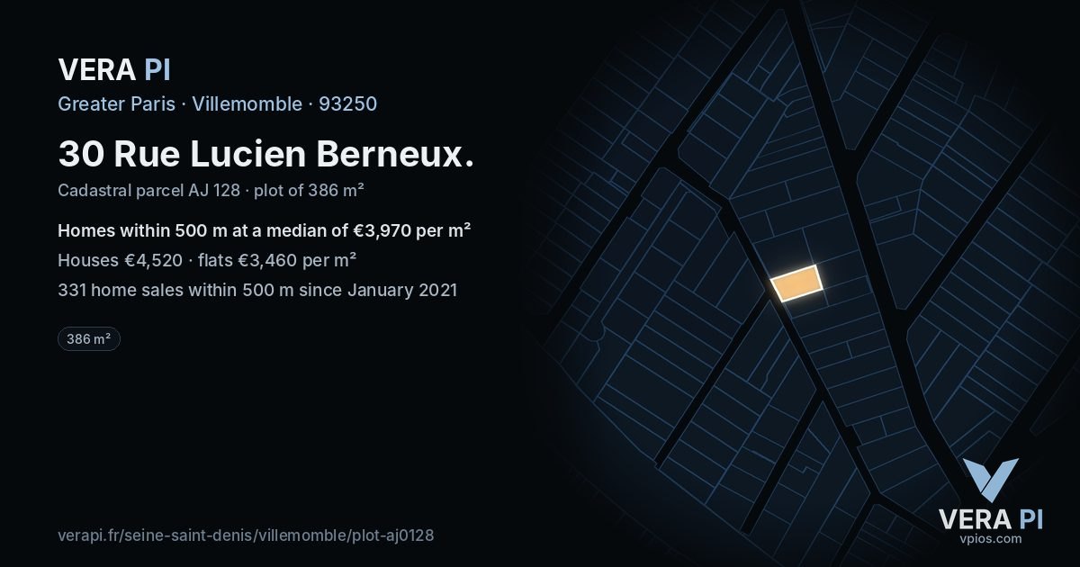 30 Rue Lucien Berneux, Villemomble at night – the plot lit, the parcels around coloured by the prices near them