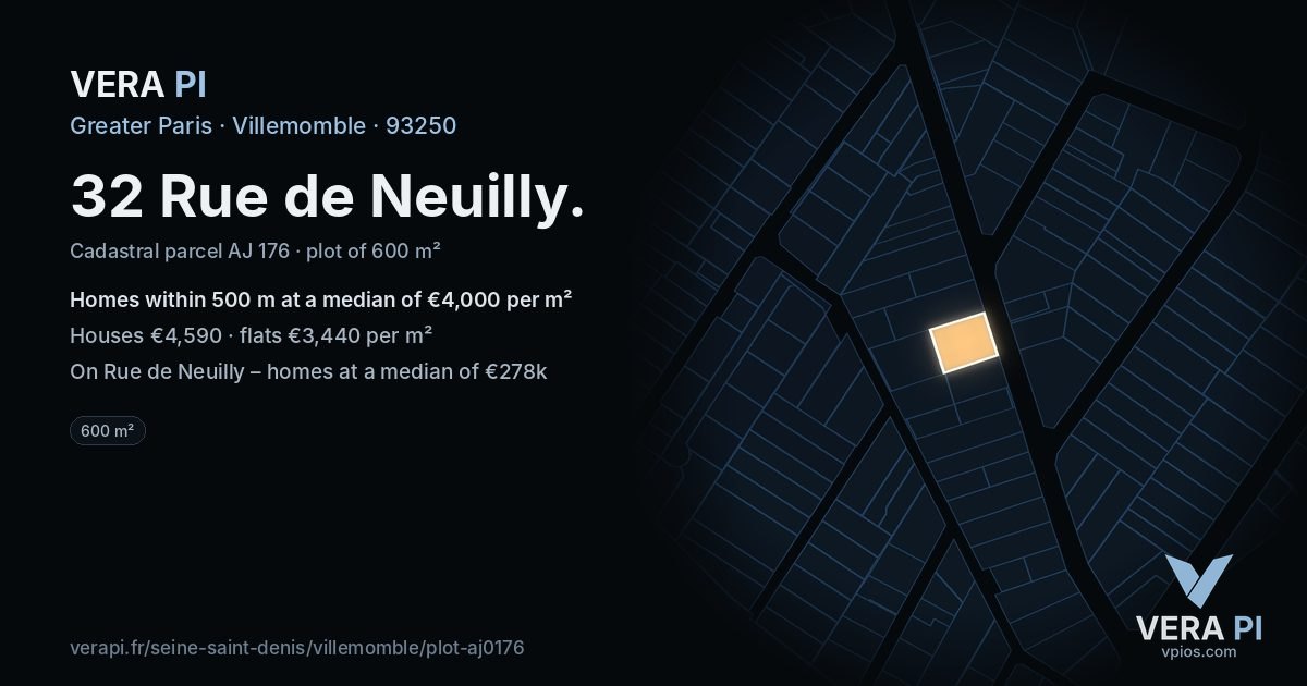 32 Rue de Neuilly, Villemomble at night – the plot lit, the parcels around coloured by the prices near them