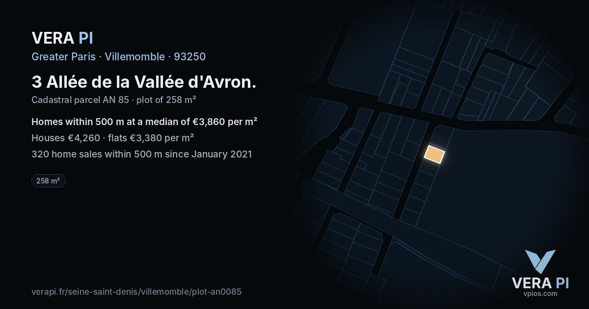 3 Allée de la Vallée d'Avron, Villemomble at night – the plot lit, the parcels around coloured by the prices near them