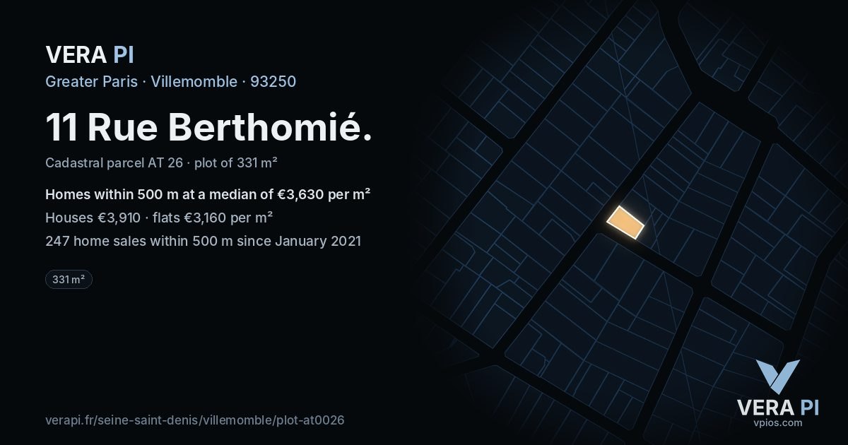 11 Rue Berthomié, Villemomble at night – the plot lit, the parcels around coloured by the prices near them