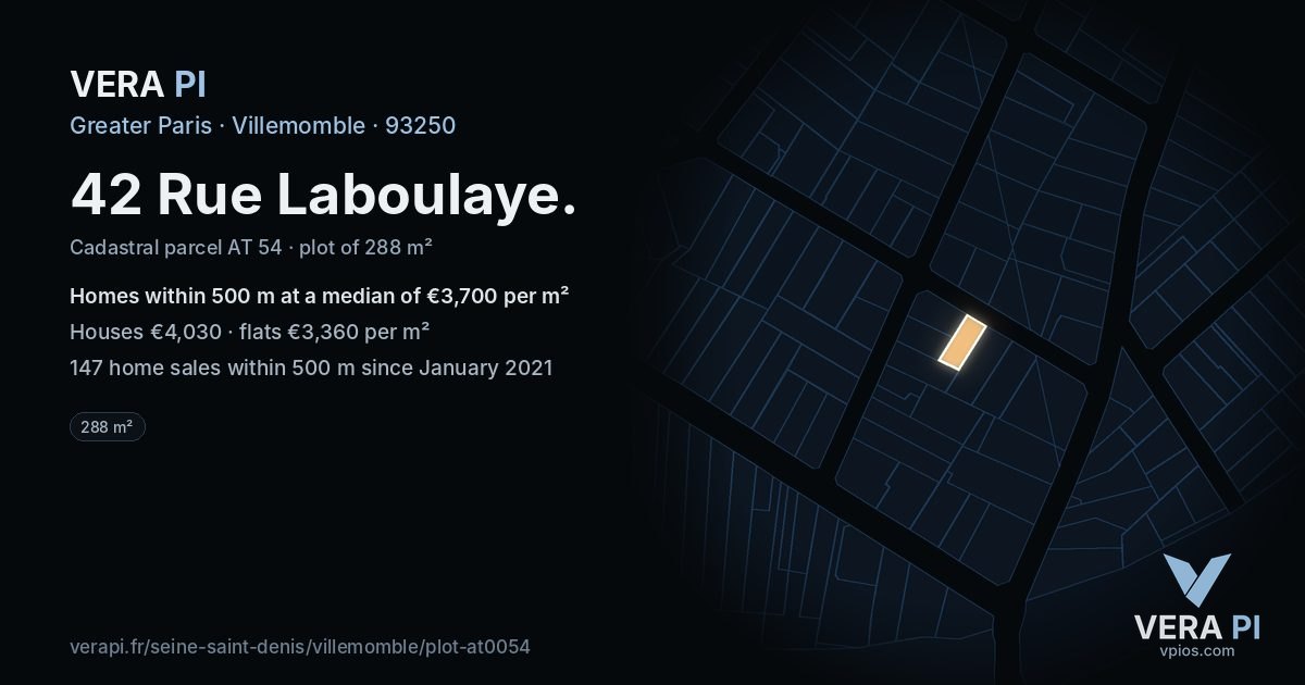 42 Rue Laboulaye, Villemomble at night – the plot lit, the parcels around coloured by the prices near them