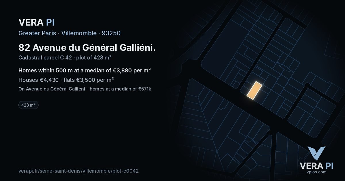 82 Avenue du Général Galliéni, Villemomble at night – the plot lit, the parcels around coloured by the prices near them