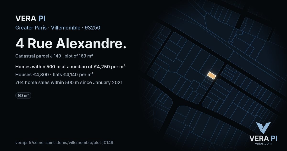 4 Rue Alexandre, Villemomble at night – the plot lit, the parcels around coloured by the prices near them