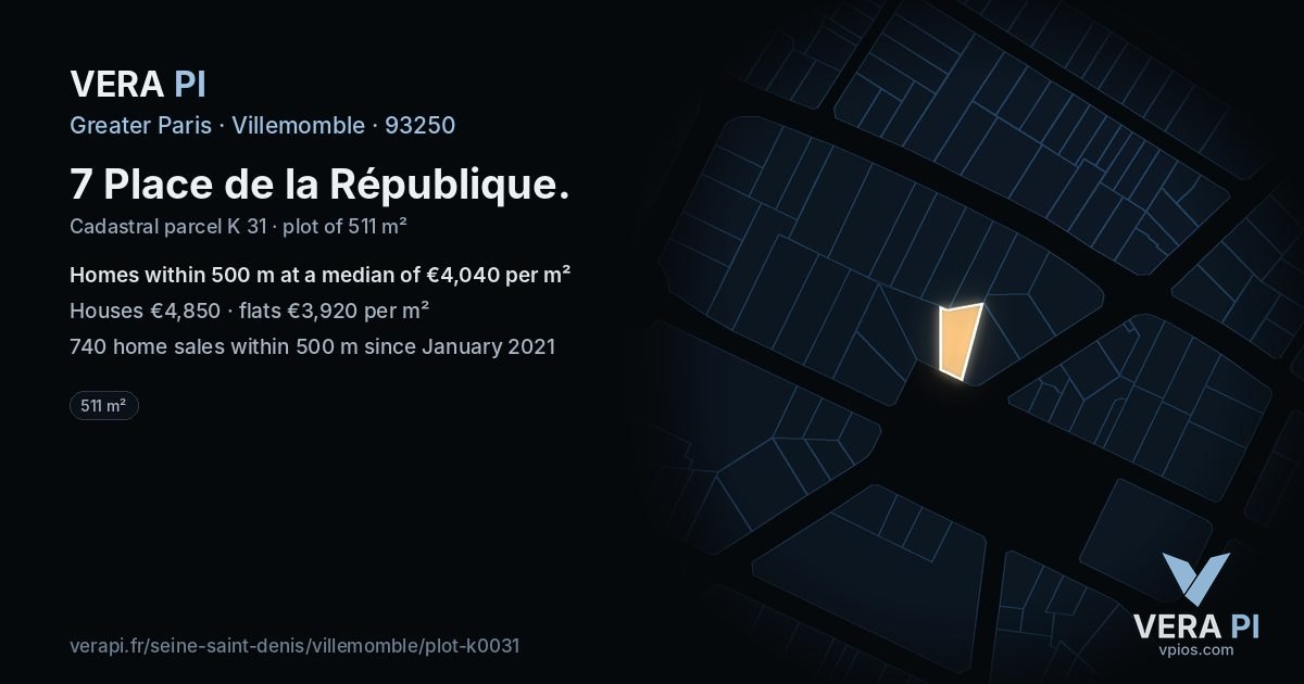 7 Place de la République, Villemomble at night – the plot lit, the parcels around coloured by the prices near them