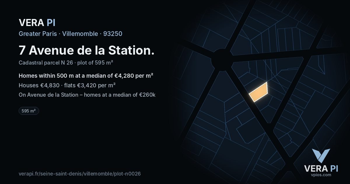 7 Avenue de la Station, Villemomble at night – the plot lit, the parcels around coloured by the prices near them