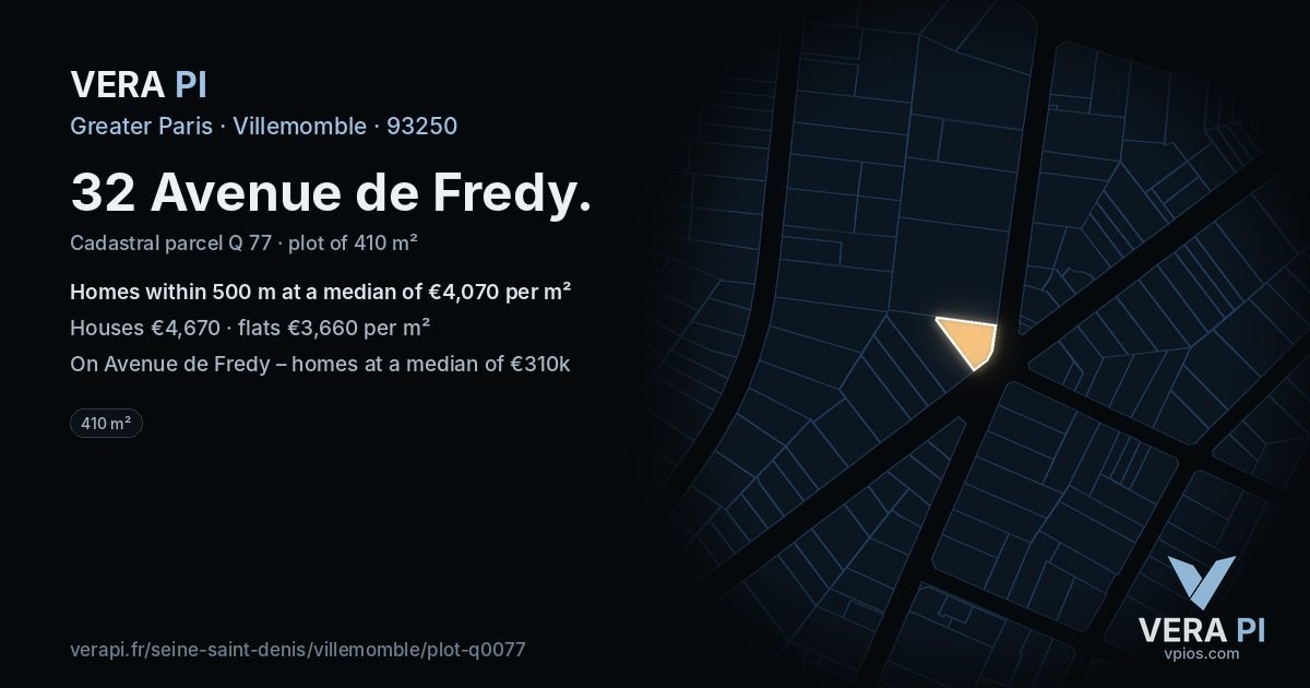32 Avenue de Fredy, Villemomble at night – the plot lit, the parcels around coloured by the prices near them