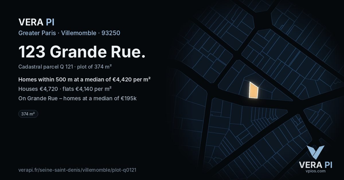 123 Grande Rue, Villemomble at night – the plot lit, the parcels around coloured by the prices near them