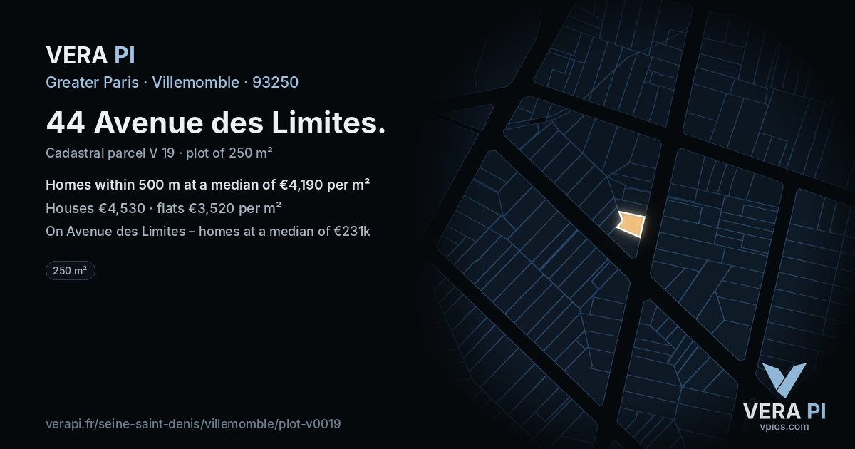 44 Avenue des Limites, Villemomble at night – the plot lit, the parcels around coloured by the prices near them