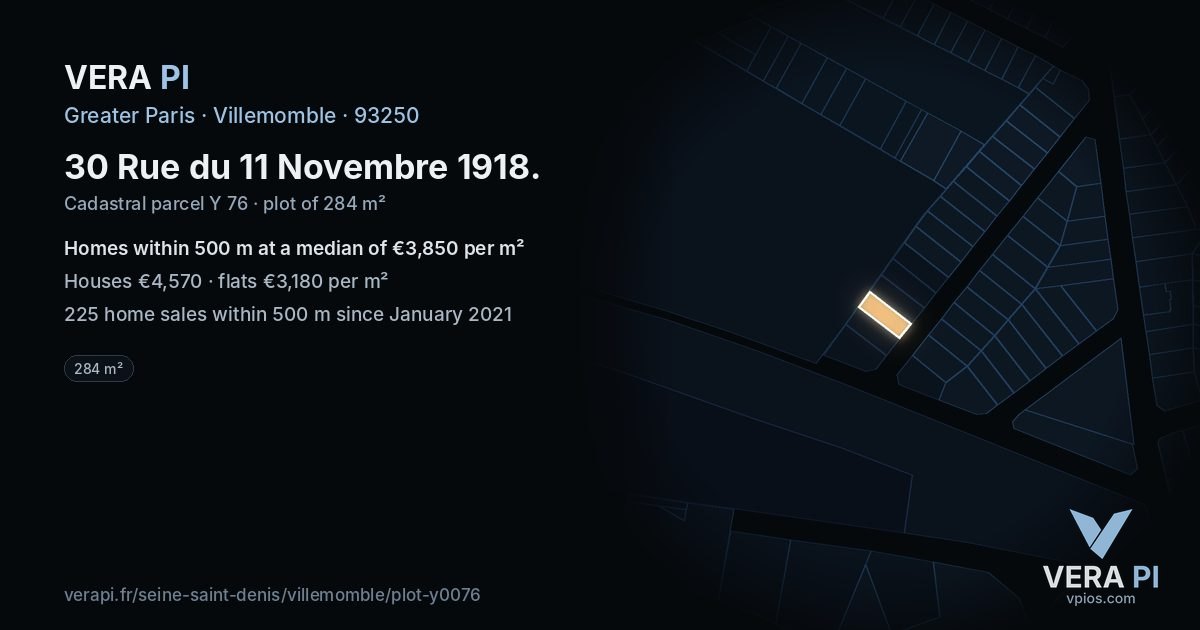 30 Rue du 11 Novembre 1918, Villemomble at night – the plot lit, the parcels around coloured by the prices near them