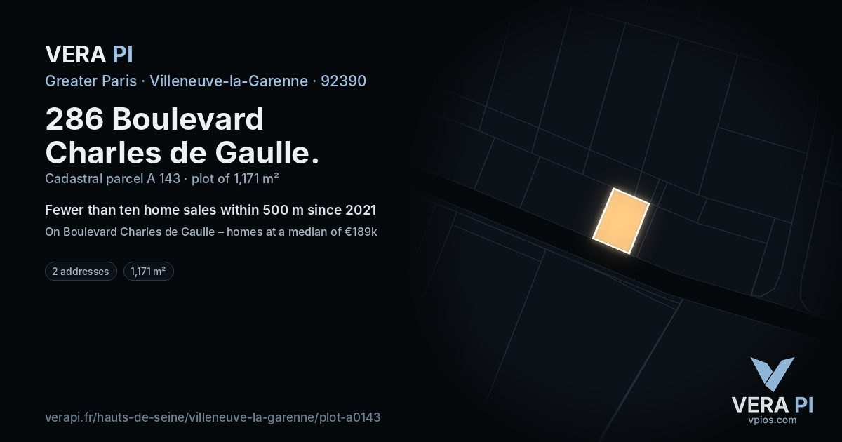286 Boulevard Charles de Gaulle, Villeneuve-la-Garenne at night – the plot lit, the parcels around coloured by the prices near them