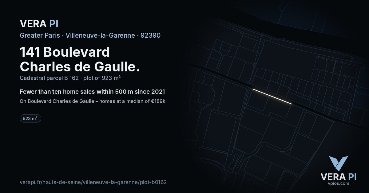 141 Boulevard Charles de Gaulle, Villeneuve-la-Garenne at night – the plot lit, the parcels around coloured by the prices near them
