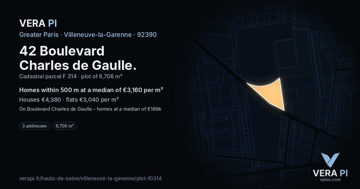 42 Boulevard Charles de Gaulle, Villeneuve-la-Garenne at night – the plot lit, the parcels around coloured by the prices near them