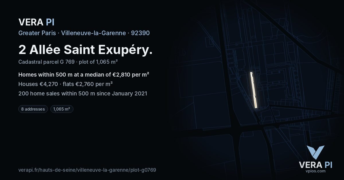 2 Allée Saint Exupéry, Villeneuve-la-Garenne at night – the plot lit, the parcels around coloured by the prices near them