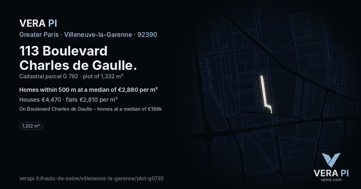 113 Boulevard Charles de Gaulle, Villeneuve-la-Garenne at night – the plot lit, the parcels around coloured by the prices near them