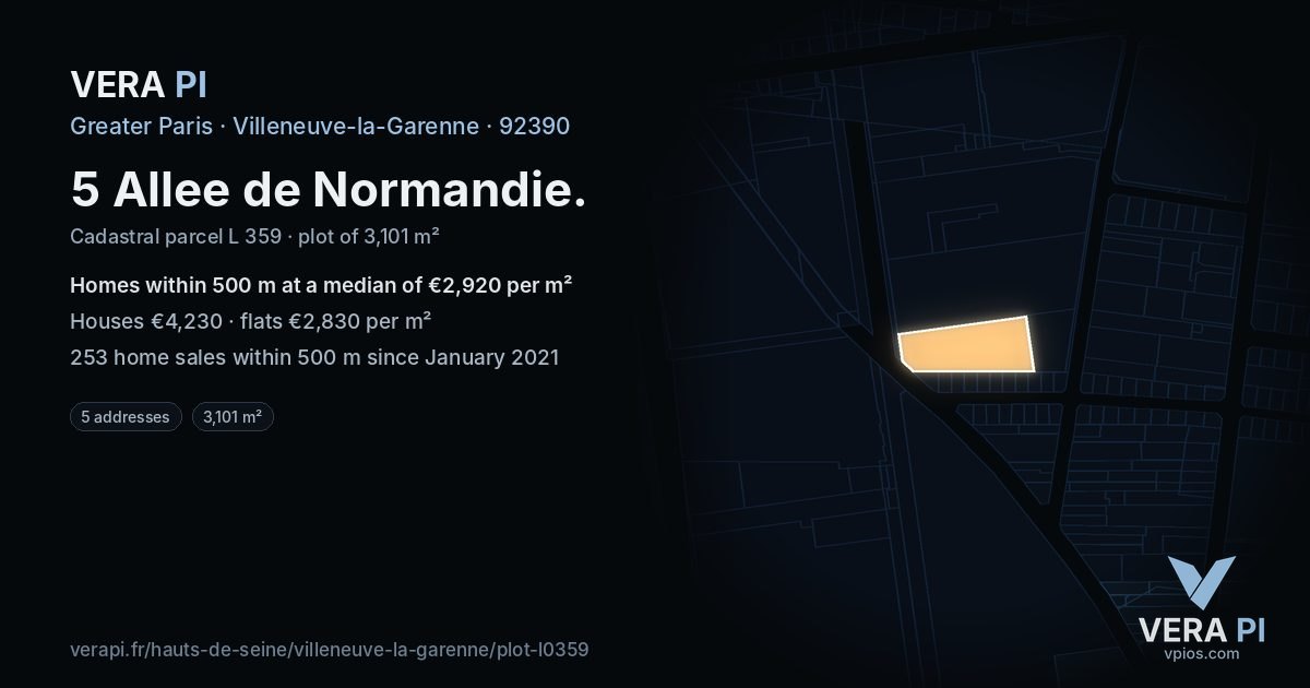 5 Allee de Normandie, Villeneuve-la-Garenne at night – the plot lit, the parcels around coloured by the prices near them
