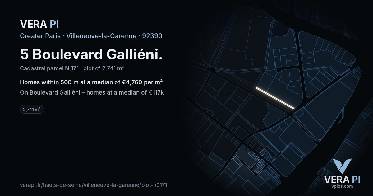 5 Boulevard Galliéni, Villeneuve-la-Garenne at night – the plot lit, the parcels around coloured by the prices near them