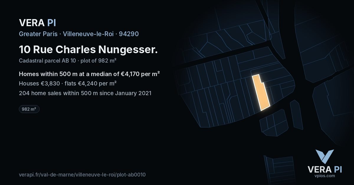 10 Rue Charles Nungesser, Villeneuve-le-Roi at night – the plot lit, the parcels around coloured by the prices near them