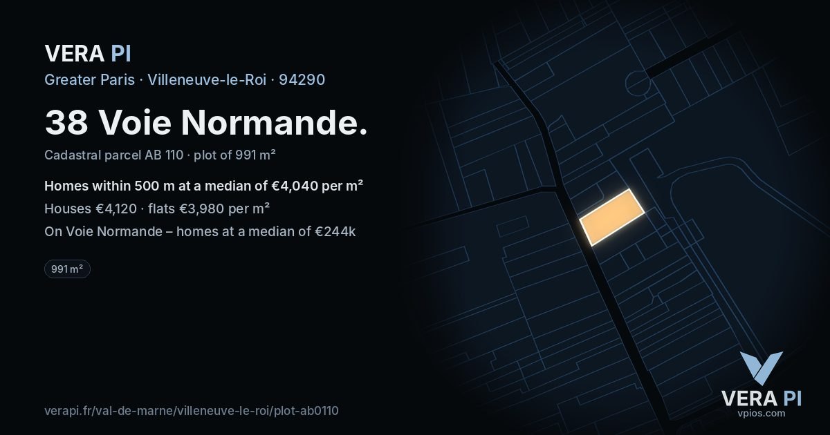 38 Voie Normande, Villeneuve-le-Roi at night – the plot lit, the parcels around coloured by the prices near them
