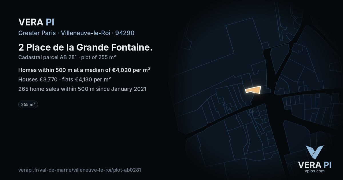 2 Place de la Grande Fontaine, Villeneuve-le-Roi at night – the plot lit, the parcels around coloured by the prices near them