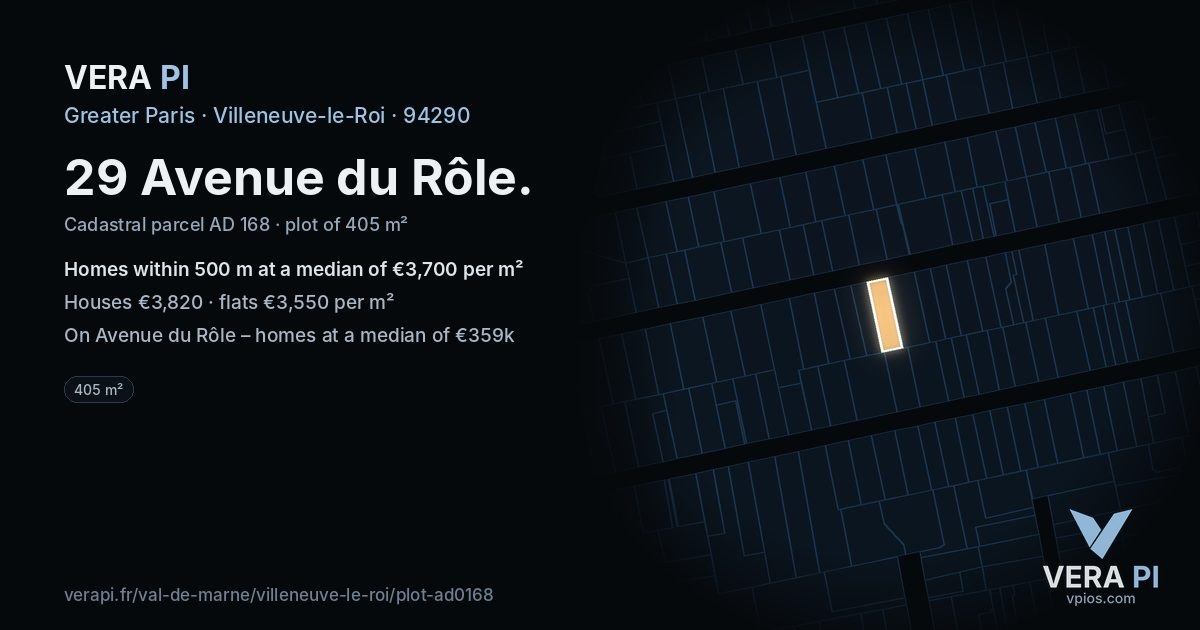 29 Avenue du Rôle, Villeneuve-le-Roi at night – the plot lit, the parcels around coloured by the prices near them