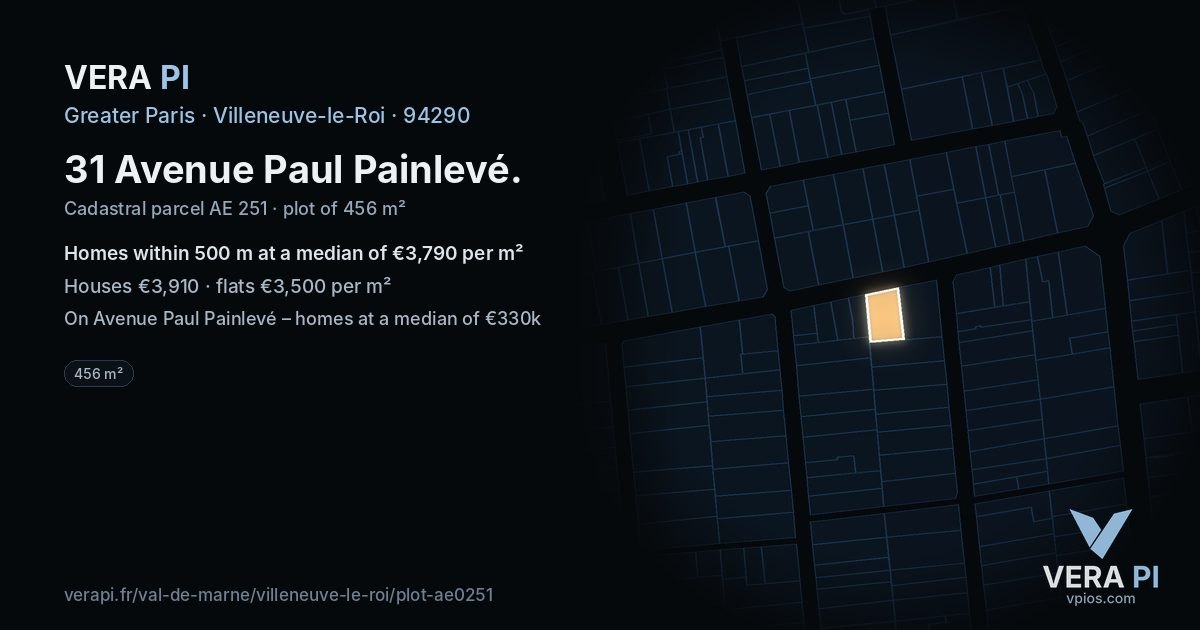 31 Avenue Paul Painlevé, Villeneuve-le-Roi at night – the plot lit, the parcels around coloured by the prices near them