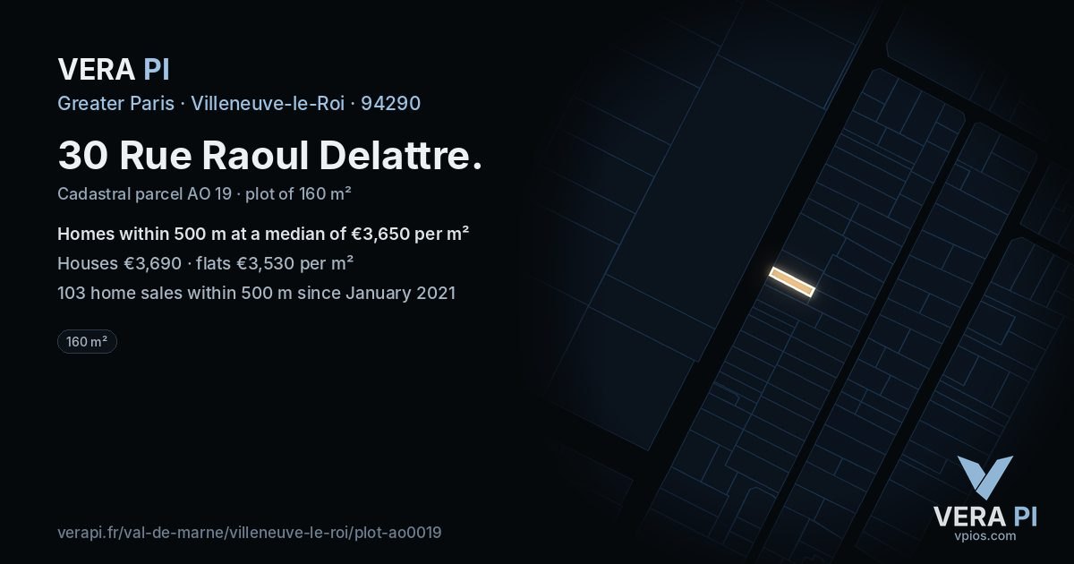 30 Rue Raoul Delattre, Villeneuve-le-Roi at night – the plot lit, the parcels around coloured by the prices near them