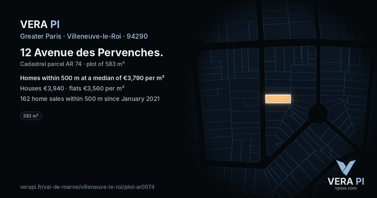 12 Avenue des Pervenches, Villeneuve-le-Roi at night – the plot lit, the parcels around coloured by the prices near them