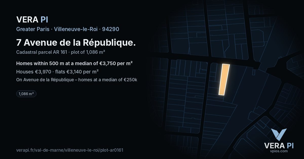 7 Avenue de la République, Villeneuve-le-Roi at night – the plot lit, the parcels around coloured by the prices near them