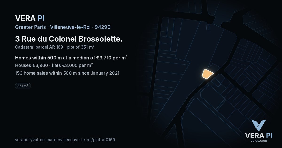 3 Rue du Colonel Brossolette, Villeneuve-le-Roi at night – the plot lit, the parcels around coloured by the prices near them