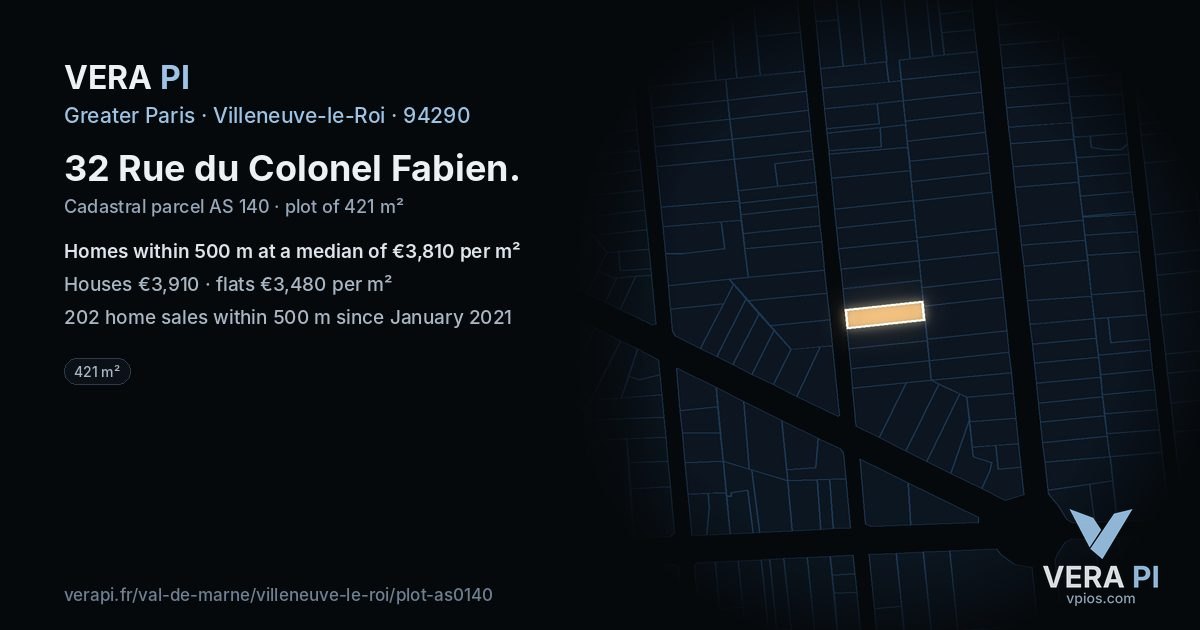 32 Rue du Colonel Fabien, Villeneuve-le-Roi at night – the plot lit, the parcels around coloured by the prices near them