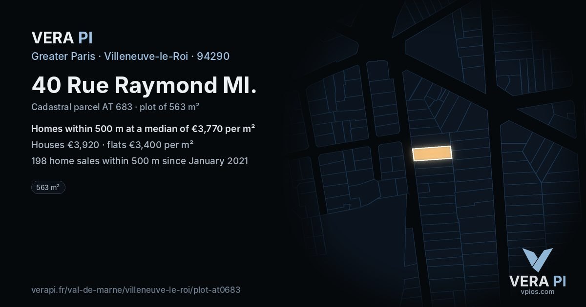 40 Rue Raymond Ml, Villeneuve-le-Roi at night – the plot lit, the parcels around coloured by the prices near them
