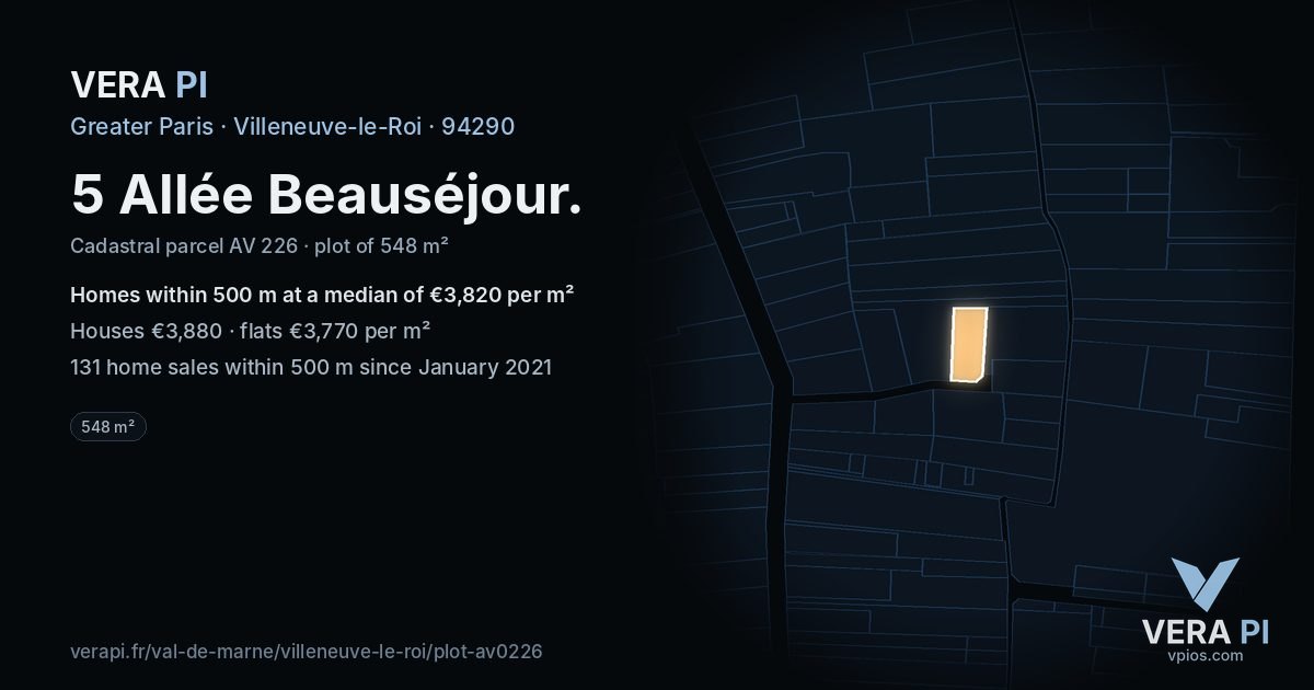 5 Allée Beauséjour, Villeneuve-le-Roi at night – the plot lit, the parcels around coloured by the prices near them