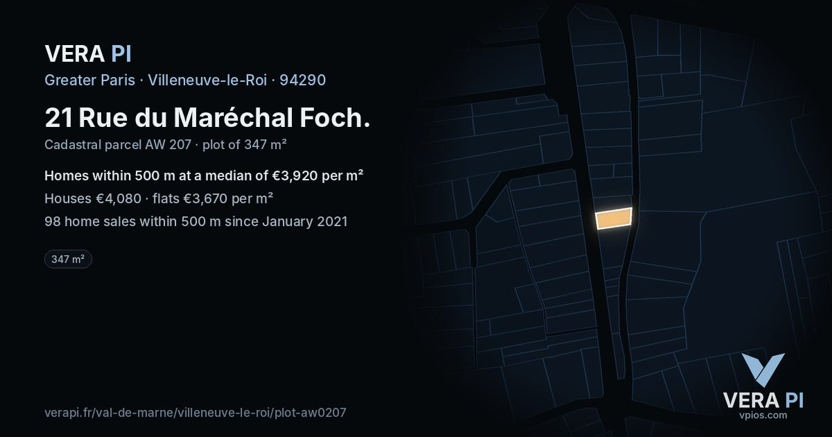 21 Rue du Maréchal Foch, Villeneuve-le-Roi at night – the plot lit, the parcels around coloured by the prices near them