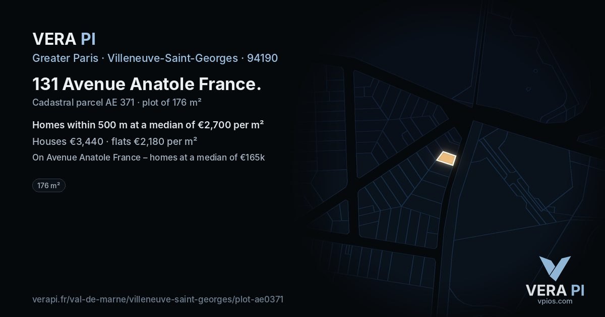 131 Avenue Anatole France, Villeneuve-Saint-Georges at night – the plot lit, the parcels around coloured by the prices near them