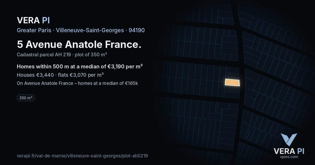 5 Avenue Anatole France, Villeneuve-Saint-Georges at night – the plot lit, the parcels around coloured by the prices near them