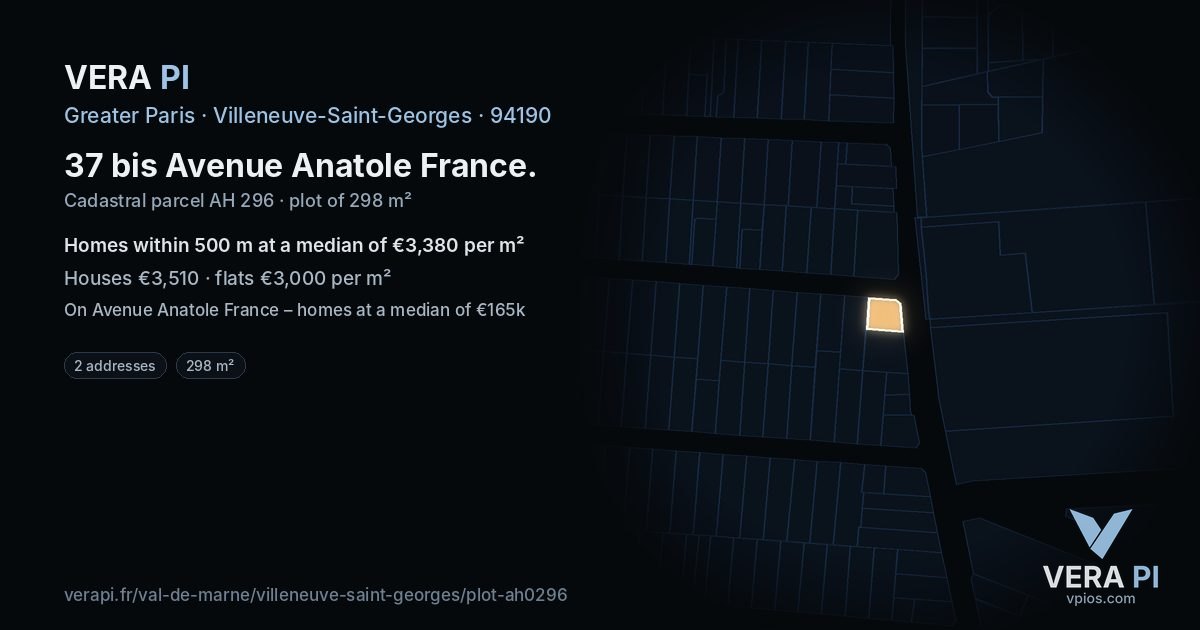 37 bis Avenue Anatole France, Villeneuve-Saint-Georges at night – the plot lit, the parcels around coloured by the prices near them