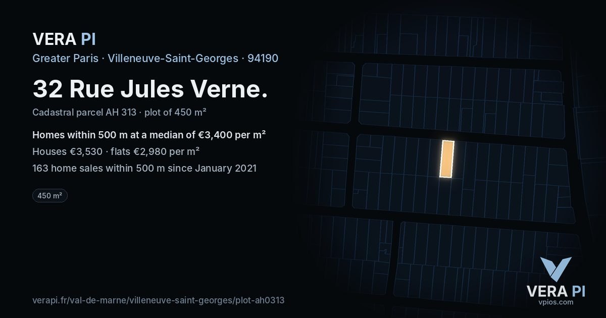 32 Rue Jules Verne, Villeneuve-Saint-Georges at night – the plot lit, the parcels around coloured by the prices near them