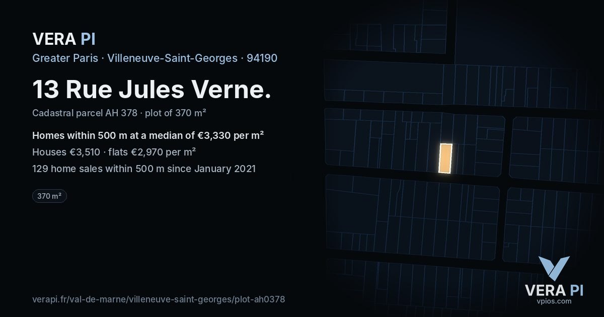 13 Rue Jules Verne, Villeneuve-Saint-Georges at night – the plot lit, the parcels around coloured by the prices near them