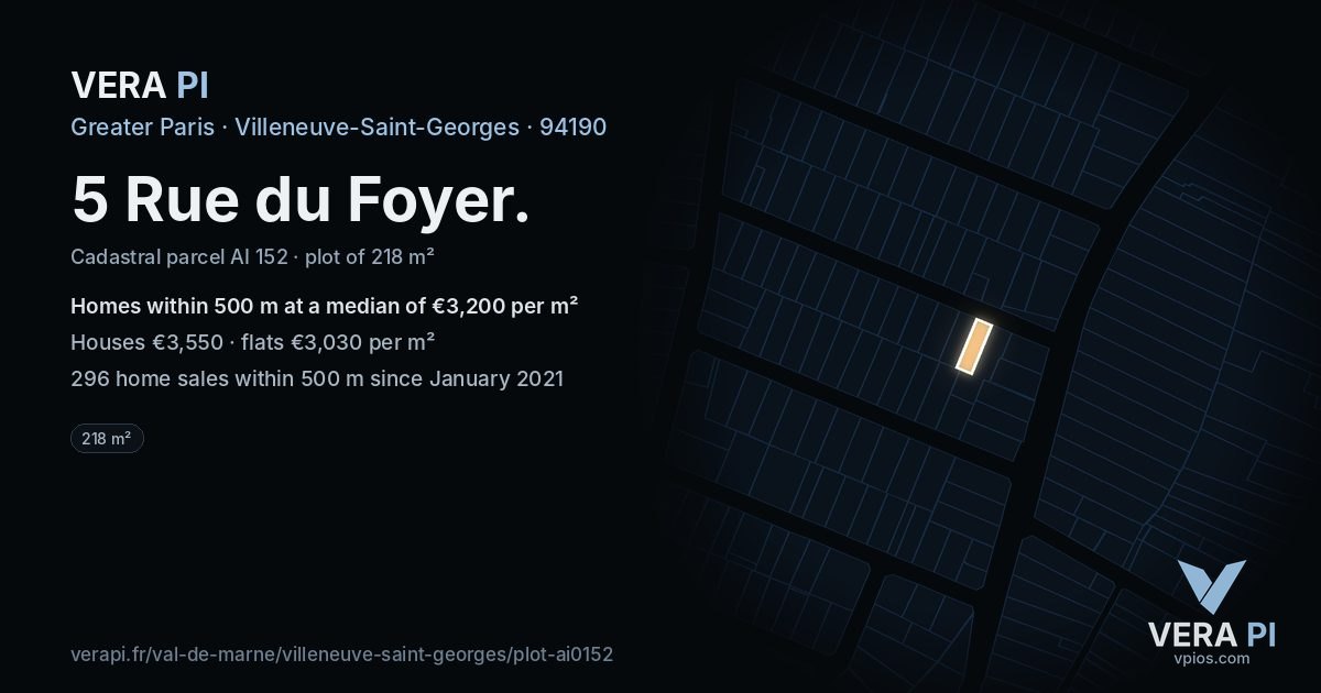 5 Rue du Foyer, Villeneuve-Saint-Georges at night – the plot lit, the parcels around coloured by the prices near them