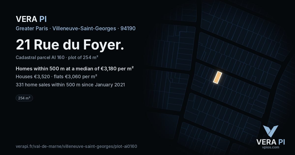 21 Rue du Foyer, Villeneuve-Saint-Georges at night – the plot lit, the parcels around coloured by the prices near them