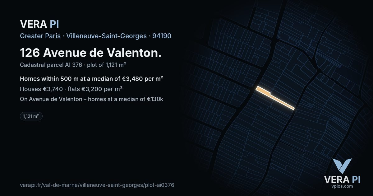 126 Avenue de Valenton, Villeneuve-Saint-Georges at night – the plot lit, the parcels around coloured by the prices near them