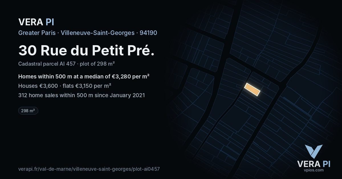 30 Rue du Petit Pré, Villeneuve-Saint-Georges at night – the plot lit, the parcels around coloured by the prices near them