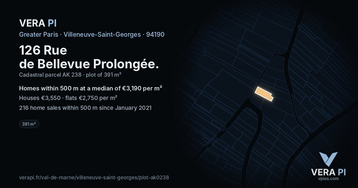 126 Rue de Bellevue Prolongée, Villeneuve-Saint-Georges at night – the plot lit, the parcels around coloured by the prices near them