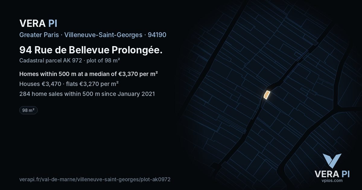 94 Rue de Bellevue Prolongée, Villeneuve-Saint-Georges at night – the plot lit, the parcels around coloured by the prices near them