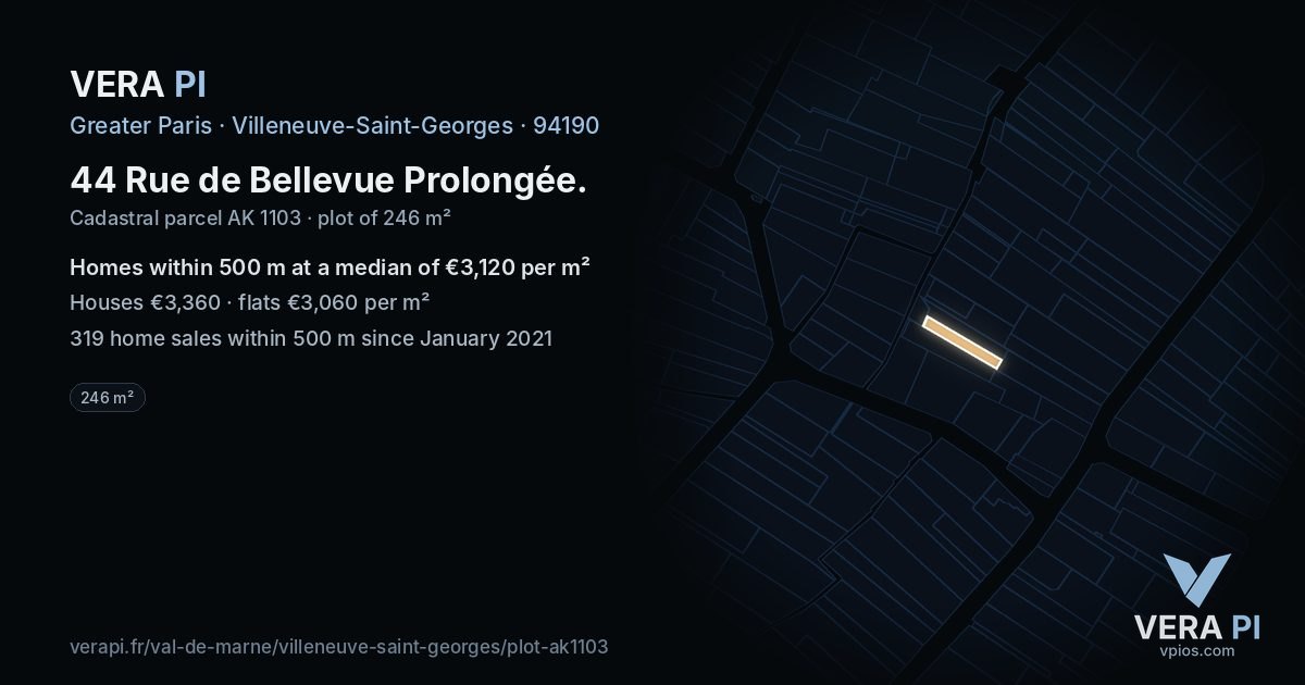 44 Rue de Bellevue Prolongée, Villeneuve-Saint-Georges at night – the plot lit, the parcels around coloured by the prices near them
